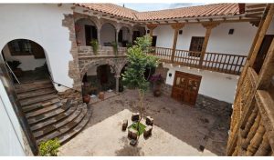Turismo, recuperación de las casonas y preservación del tejido urbano. La experiencia del grupo Ananay